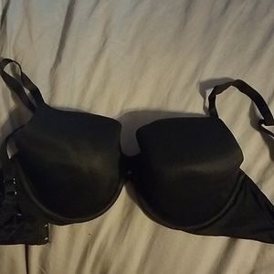 Fabulous by Victoria's secret 38C lined perfect co